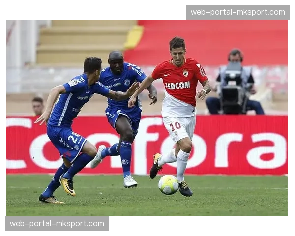 专栏:在商业化与传统之间,德甲的“50+1”政策将走向何方? 专栏:在商业化与传统之间,德甲的“50+1”政策将走向何方?