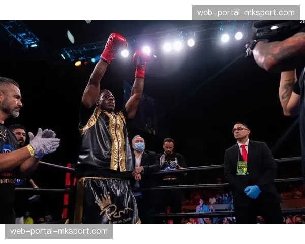 WBA过渡拳王奥哈拉·戴维斯因超重被剥夺头衔，即便获胜也无法获得